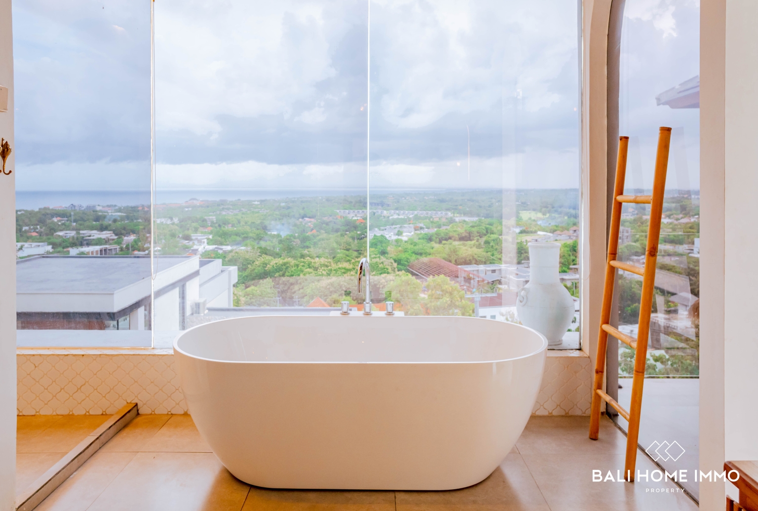 2 BEDROOM CLIFFSIDE VILLA WITH OCEAN VIEW FOR MONTHLY RENTAL IN BINGIN — image 16