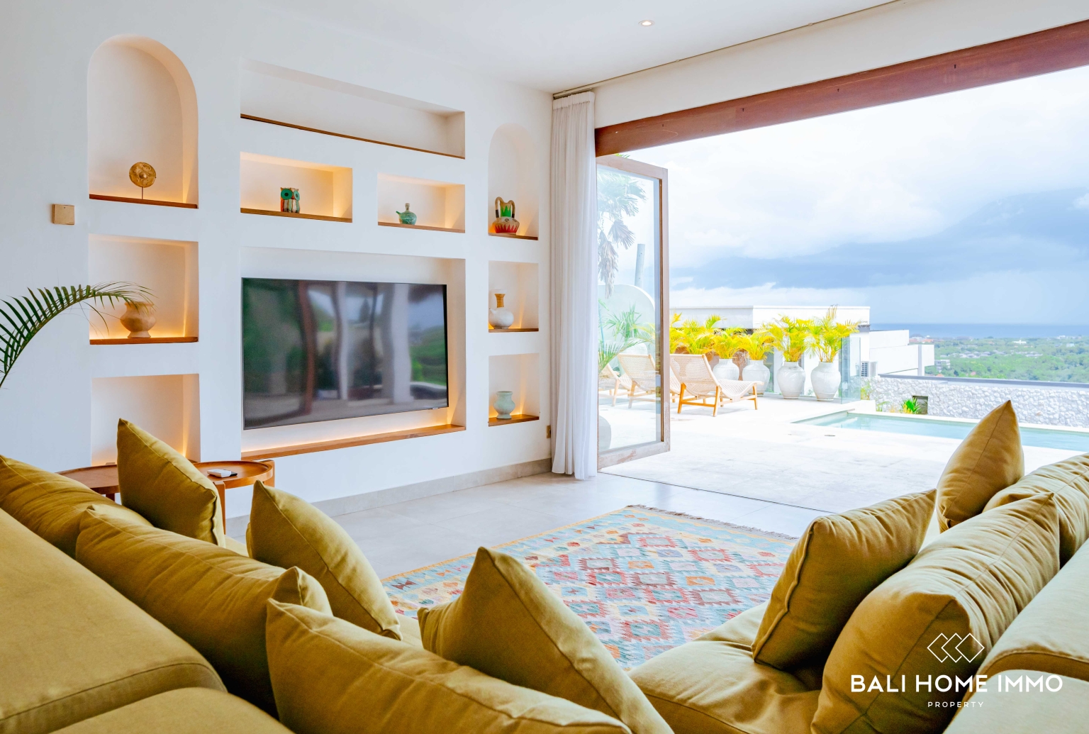 2 BEDROOM CLIFFSIDE VILLA WITH OCEAN VIEW FOR MONTHLY RENTAL IN BINGIN — image 2