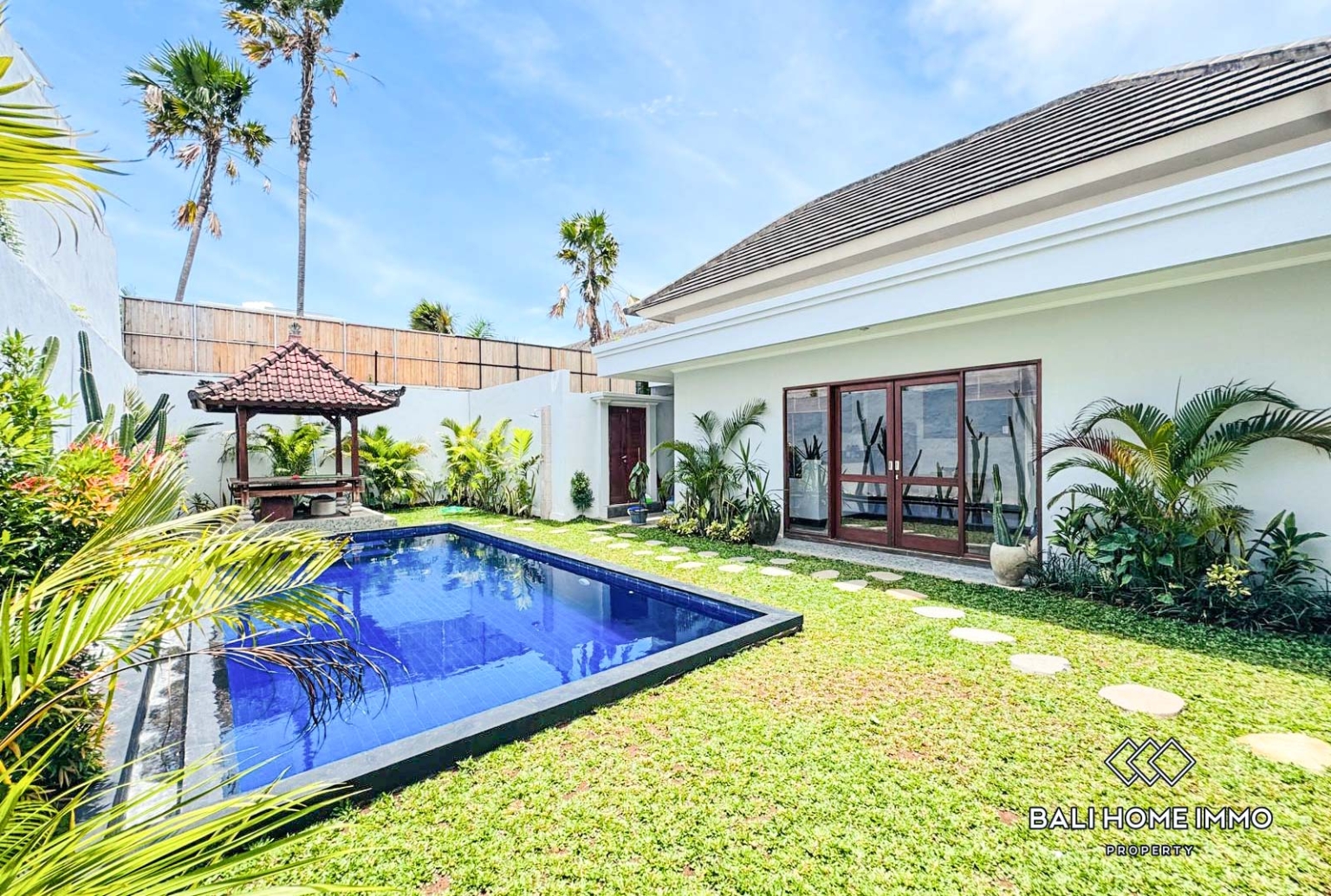 2 Bedroom Family Villa for Rent in Canggu Berawa — image 14