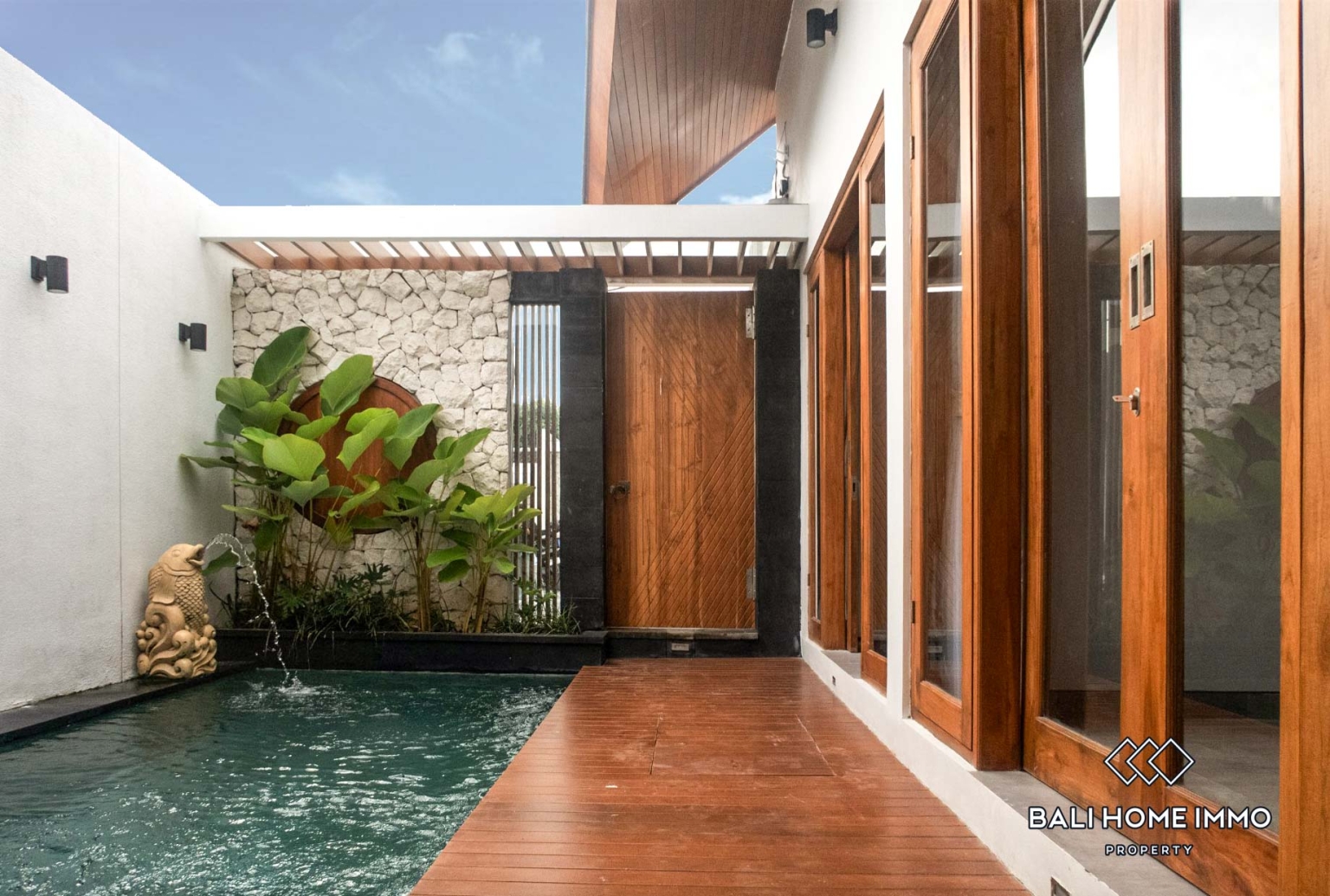 2 Bedroom Family Villa For Rent in Canggu Residential Side