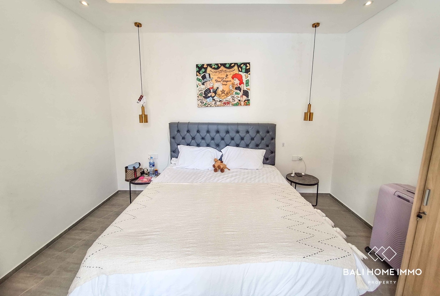 2 Bedroom Villa for Rent in Batu Belig — image 5