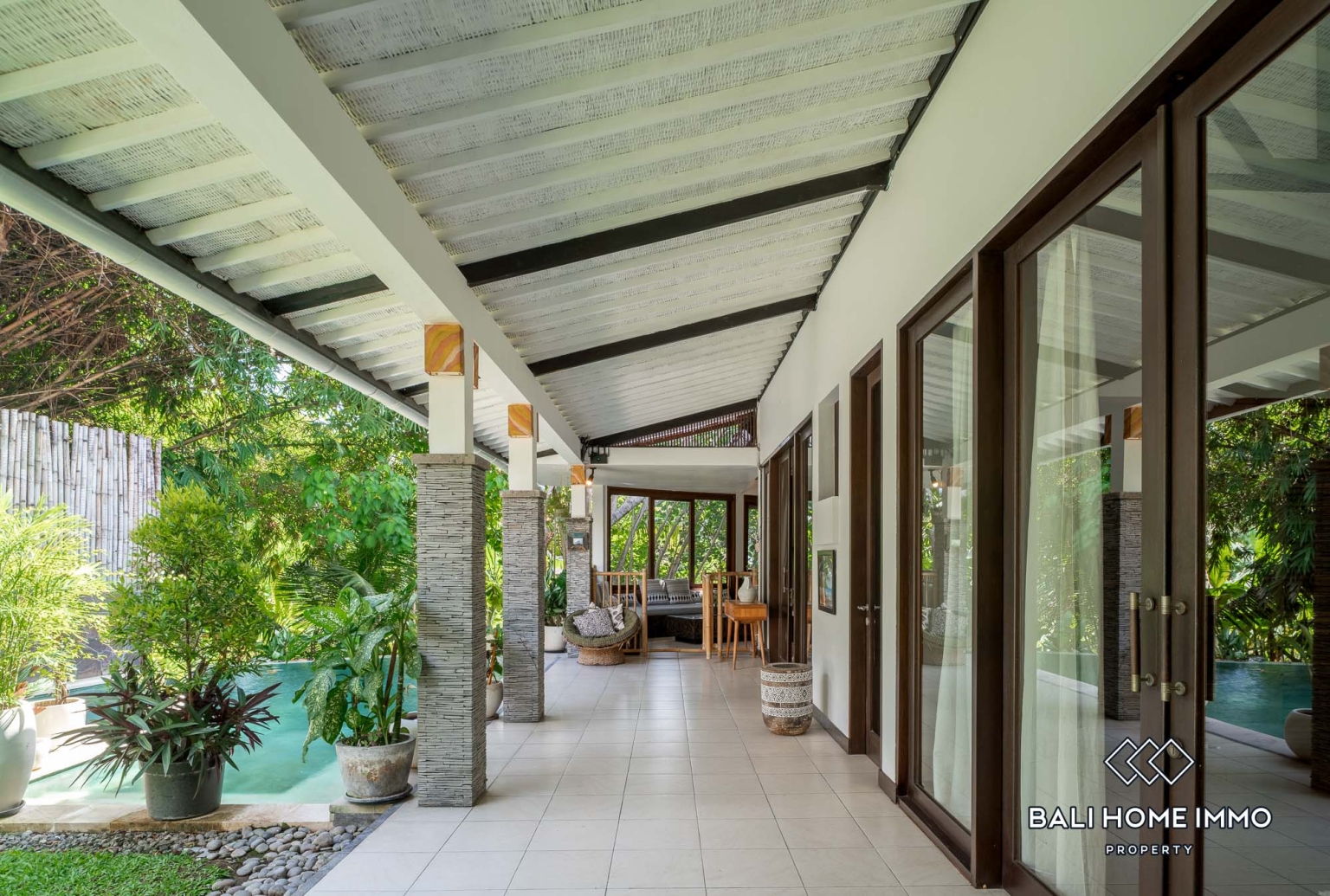 2 Bedroom Villa For Rent in Canggu Batu Bolong — image 18