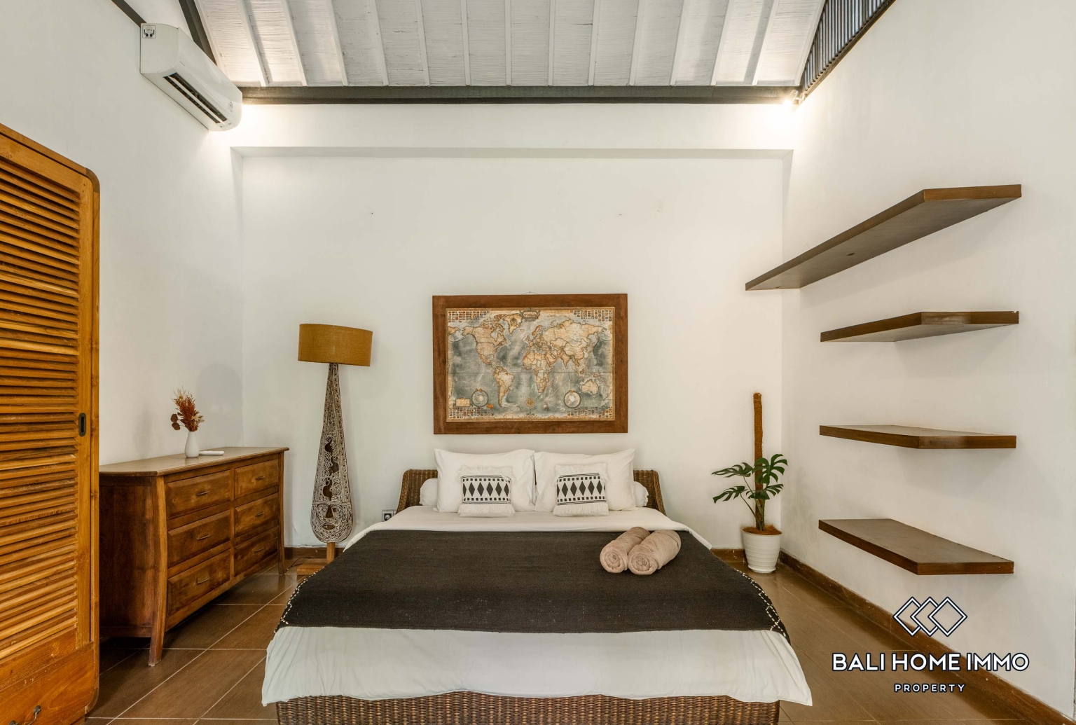 2 Bedroom Villa For Rent in Canggu Batu Bolong — image 5