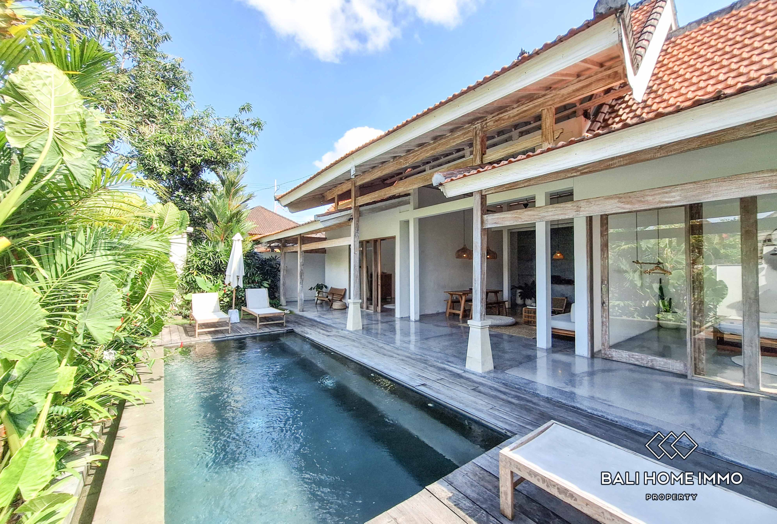 2 Bedroom Villa for Rent in Pererenan Beachside