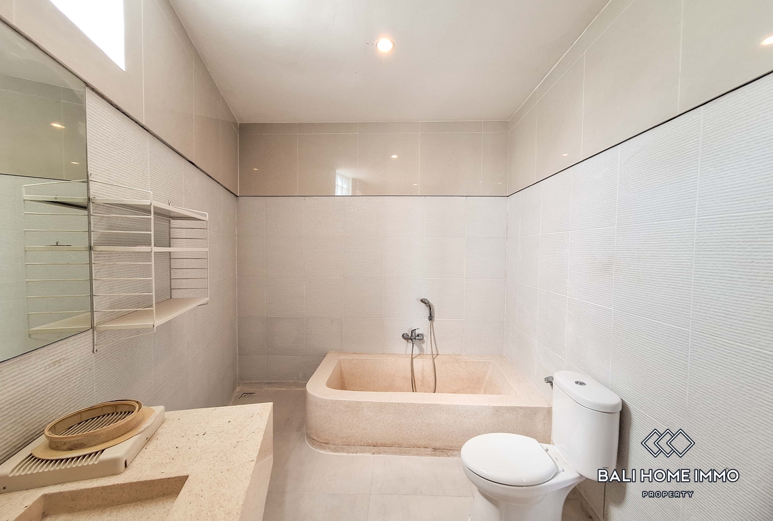 2 Bedroom Villa for Rent in Seminyak Residential Side — image 7