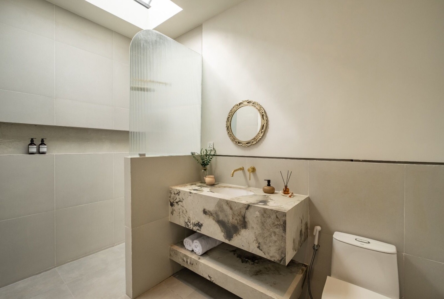 2 bedroom villa for Sale in Kerobokan Bali — image 9