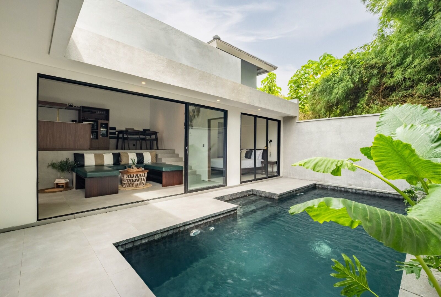 2 bedroom villa for Sale in Kerobokan Bali