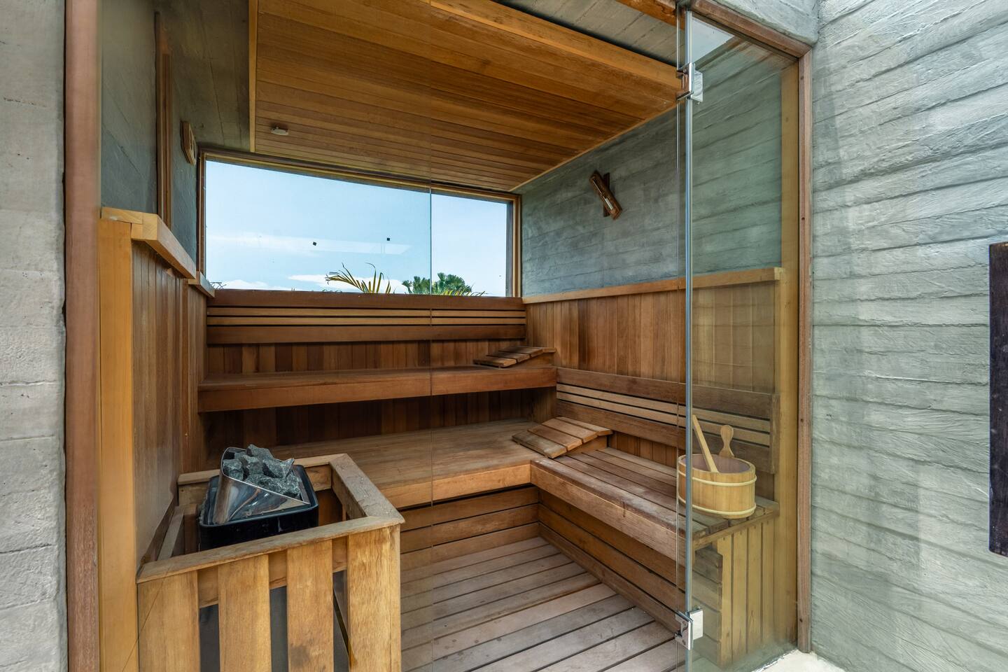 2 bedrooms villa in Pererenan beachside for monthly rental — image 16