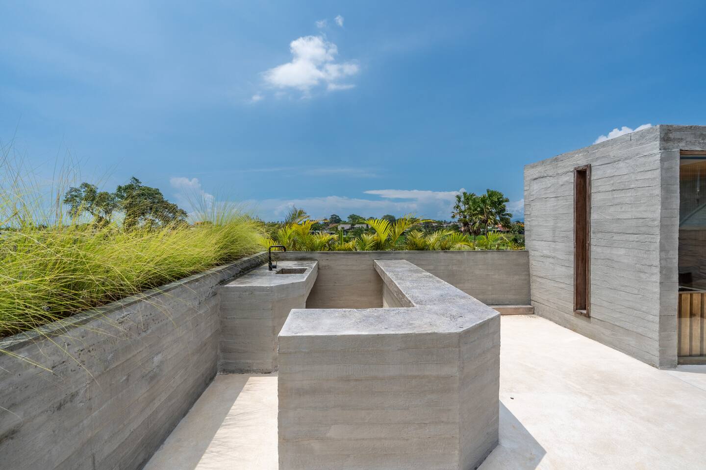 2 bedrooms villa in Pererenan beachside for monthly rental — image 18