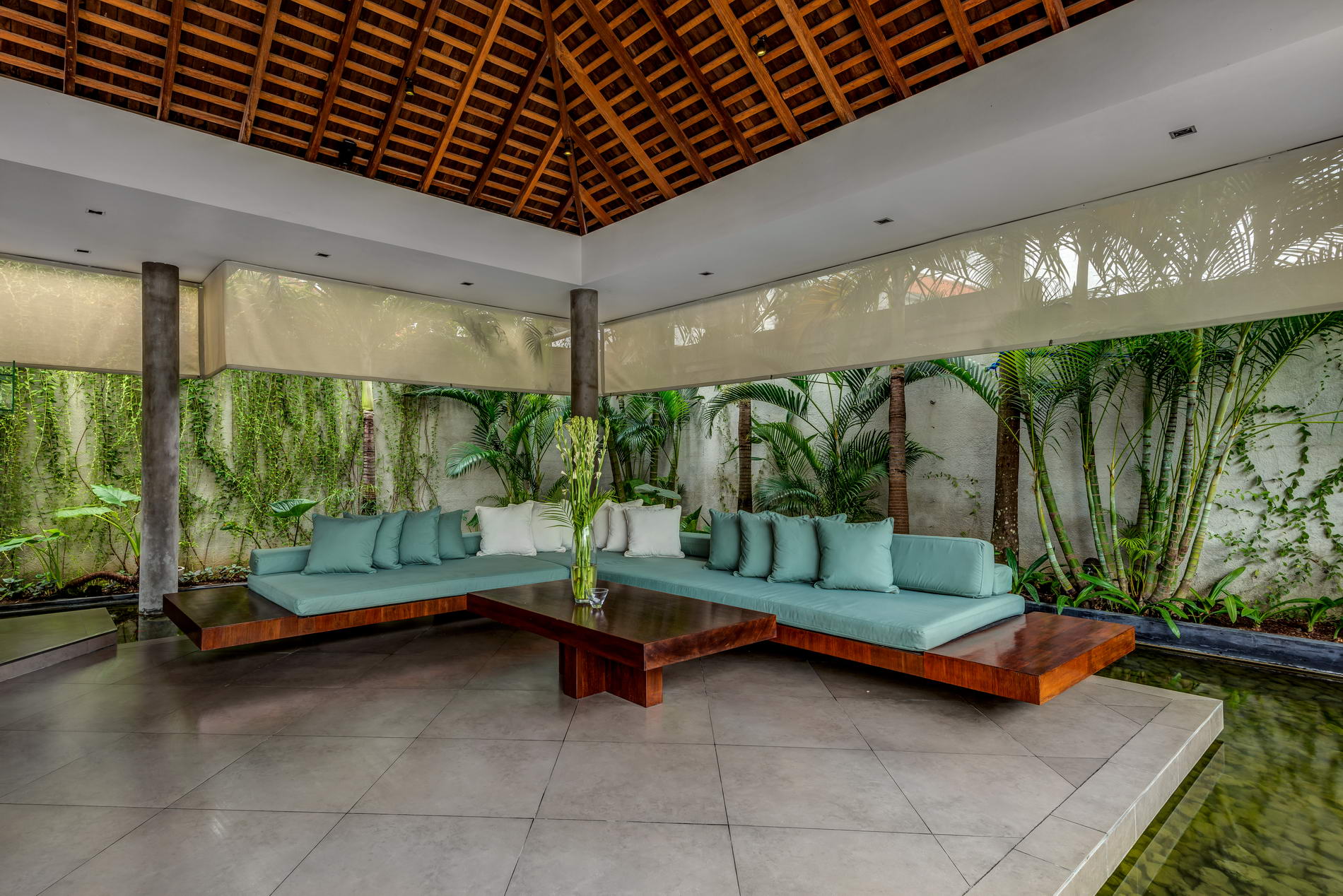 Villa Banyu, 4 bedroom villa for 8 guest, Seminyak, Bali — image 14