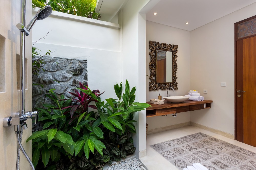 Four-Bedrooms Villa with Garden Offering Unparalleled Luxury and Comfort in Pererenan Area — image 12