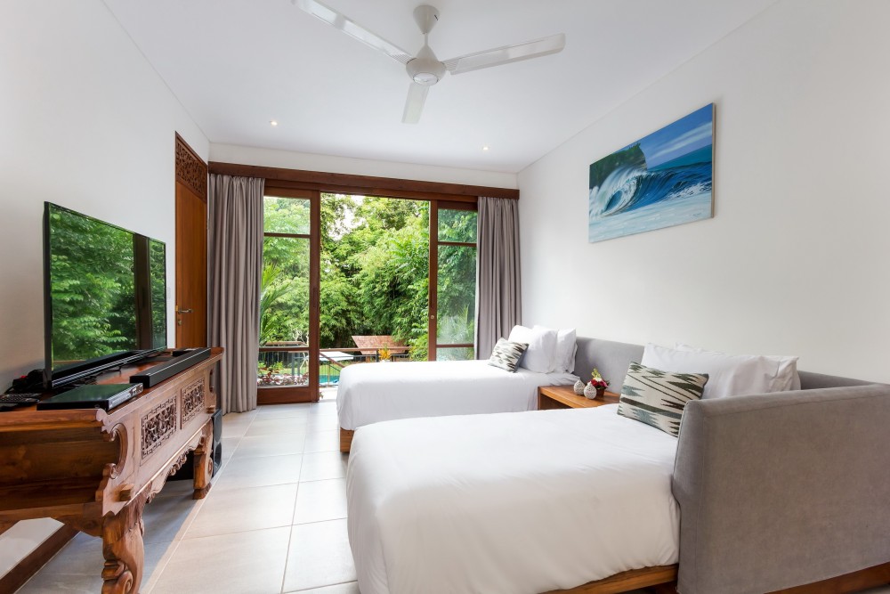 Four-Bedrooms Villa with Garden Offering Unparalleled Luxury and Comfort in Pererenan Area — image 14