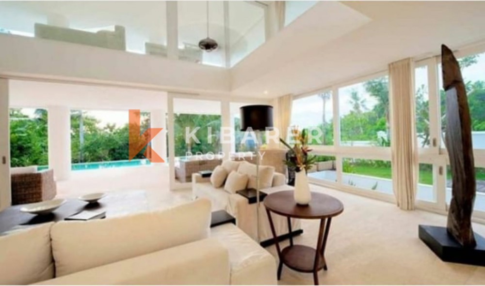 Luxury Six Bedroom Villa close to Pererenan Beach — image 3