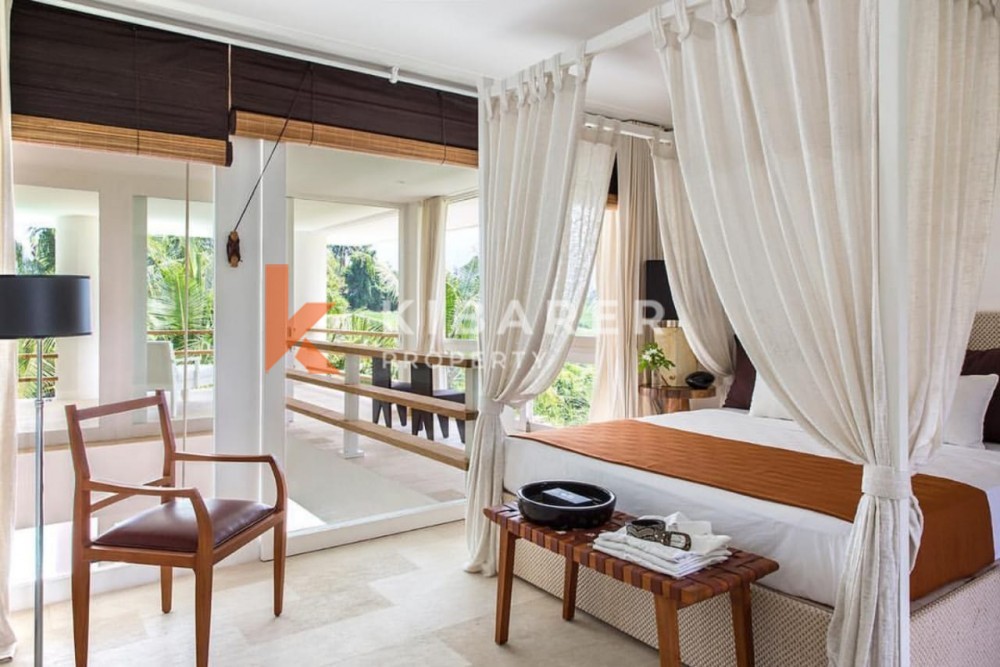 Luxury Six Bedroom Villa close to Pererenan Beach — image 4