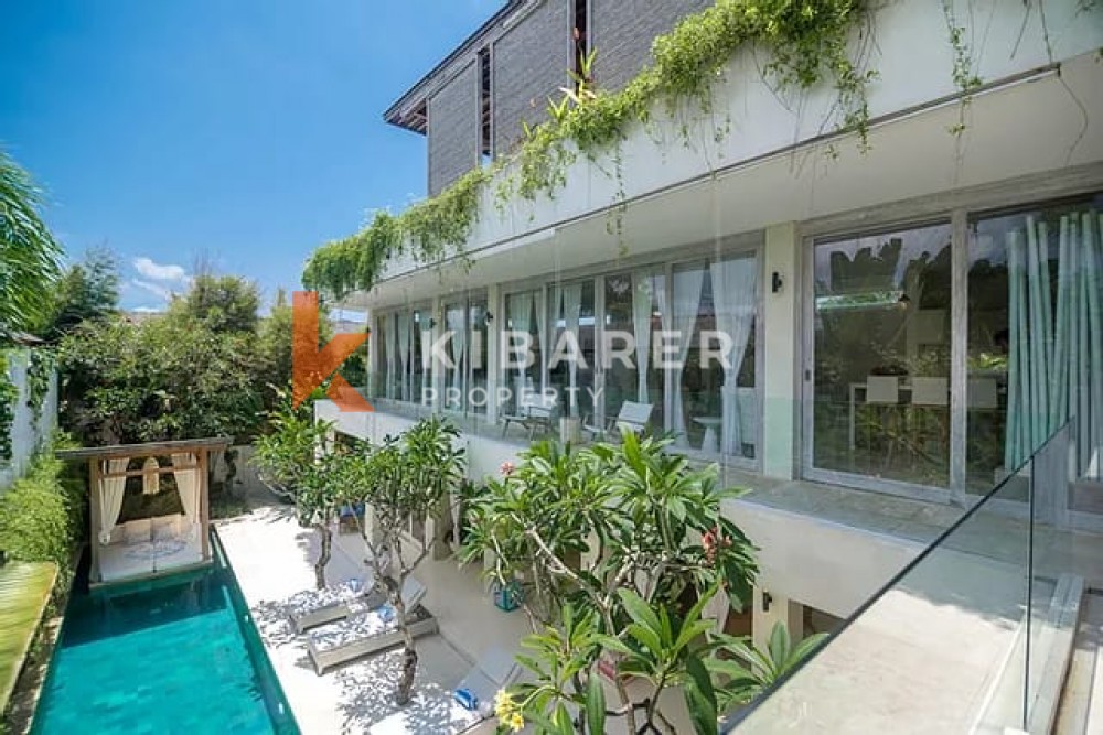Stunning Three-Bedroom Villa with the Best Location in Canggu — image 12