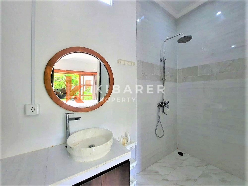 Beautiful Three Bedrooms Open Living Villa In Jimbaran — image 9