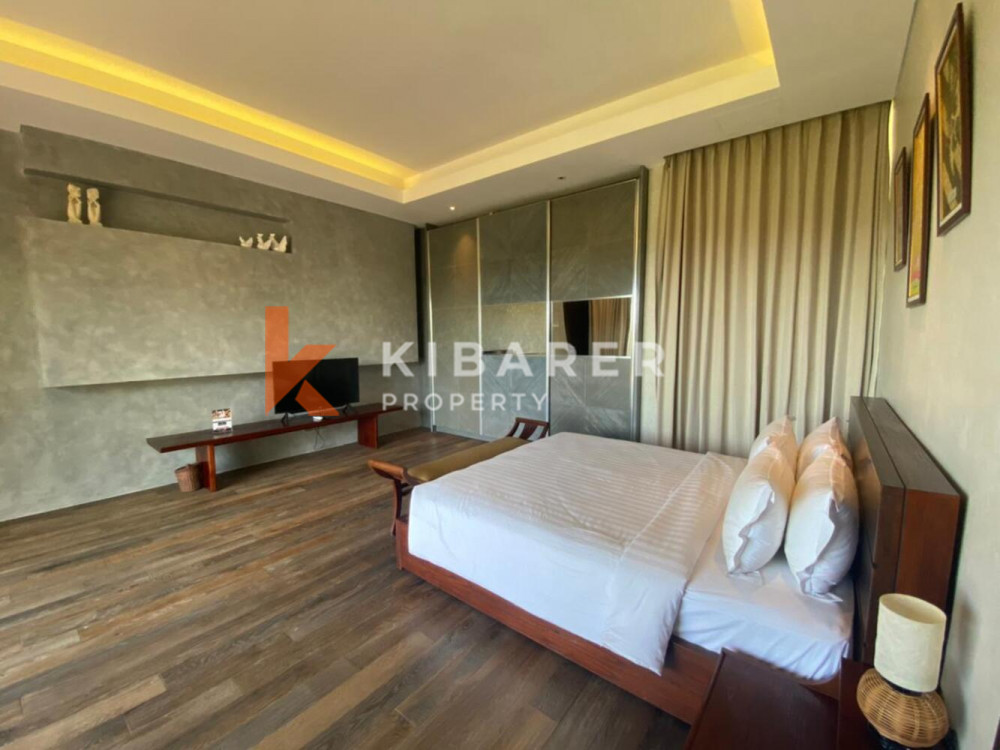 Spacious Two Bedroom Complex Villa With Enclosed Living in Nusa Dua — image 11