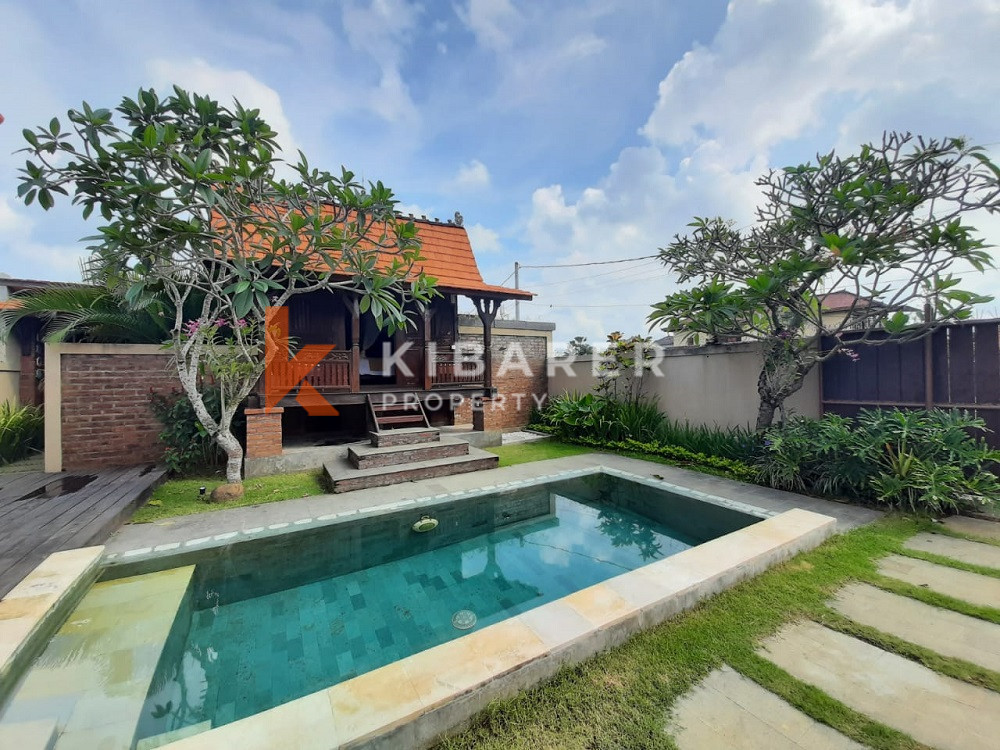 Beautiful One Bedroom Joglo Villa walking distance to Cemagi Beach — image 13