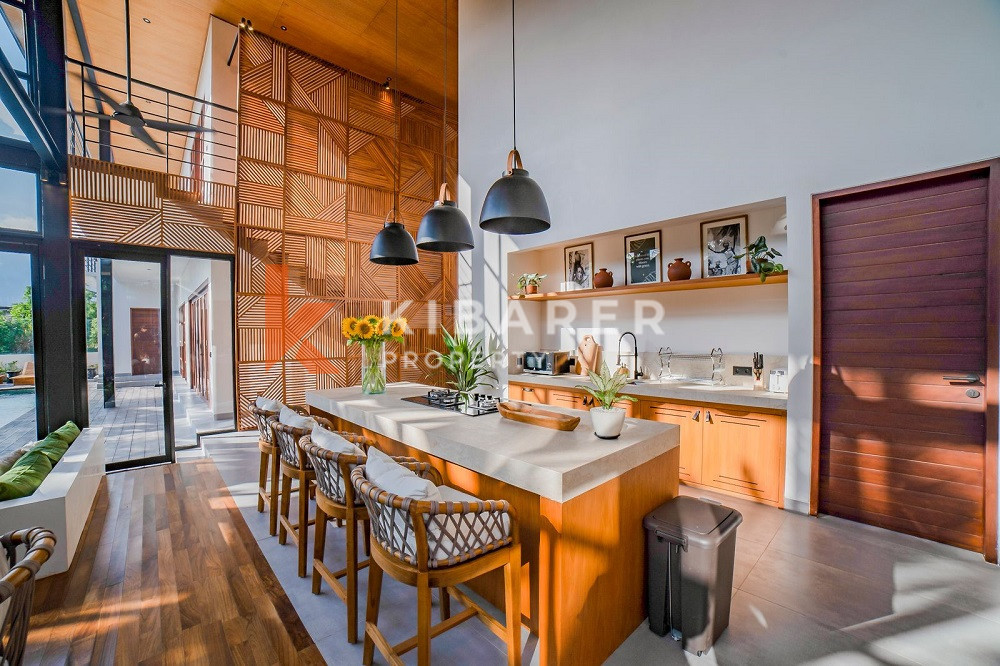 Five Bedroom Complex Villa situated in peaceful Cemagi area — image 12