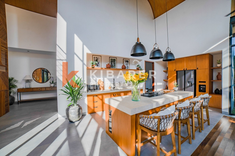 Five Bedroom Complex Villa situated in peaceful Cemagi area — image 5