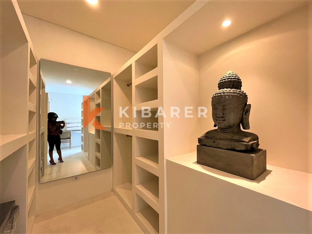 Brand New Two Bedrooms Open Living Villa In Pererenan — image 4