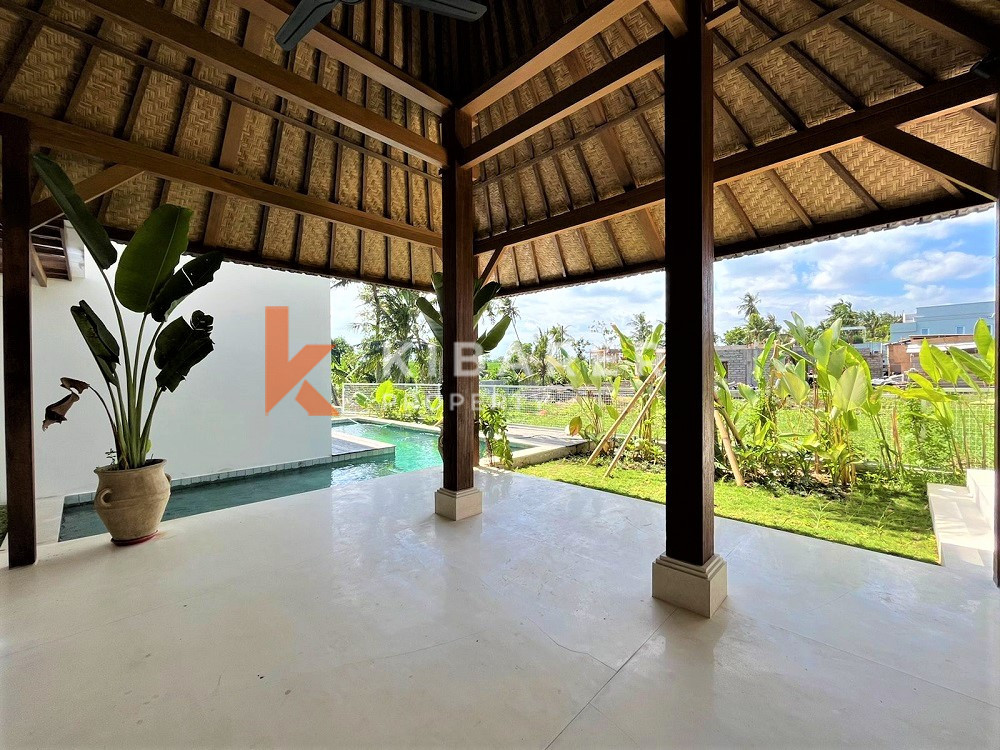 Brand New Two Bedrooms Open Living Villa In Pererenan — image 6