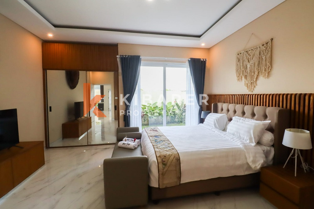 Luxury Five Bedroom Villa wonderfully located in the calming rice field views of Cemagi — image 14