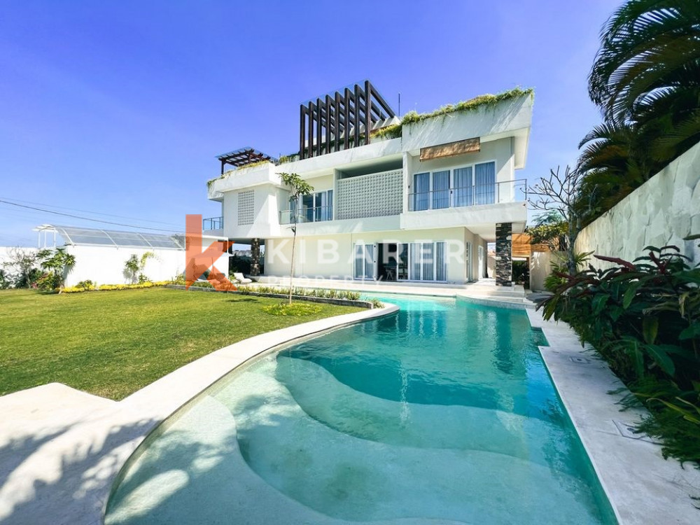 Luxury Five Bedroom Villa wonderfully located in the calming rice field views of Cemagi — image 1