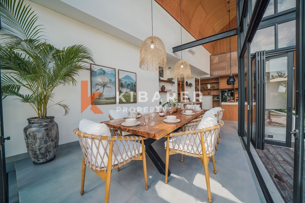 Four Bedroom Villa with rice fields view in Cemagi — image 6