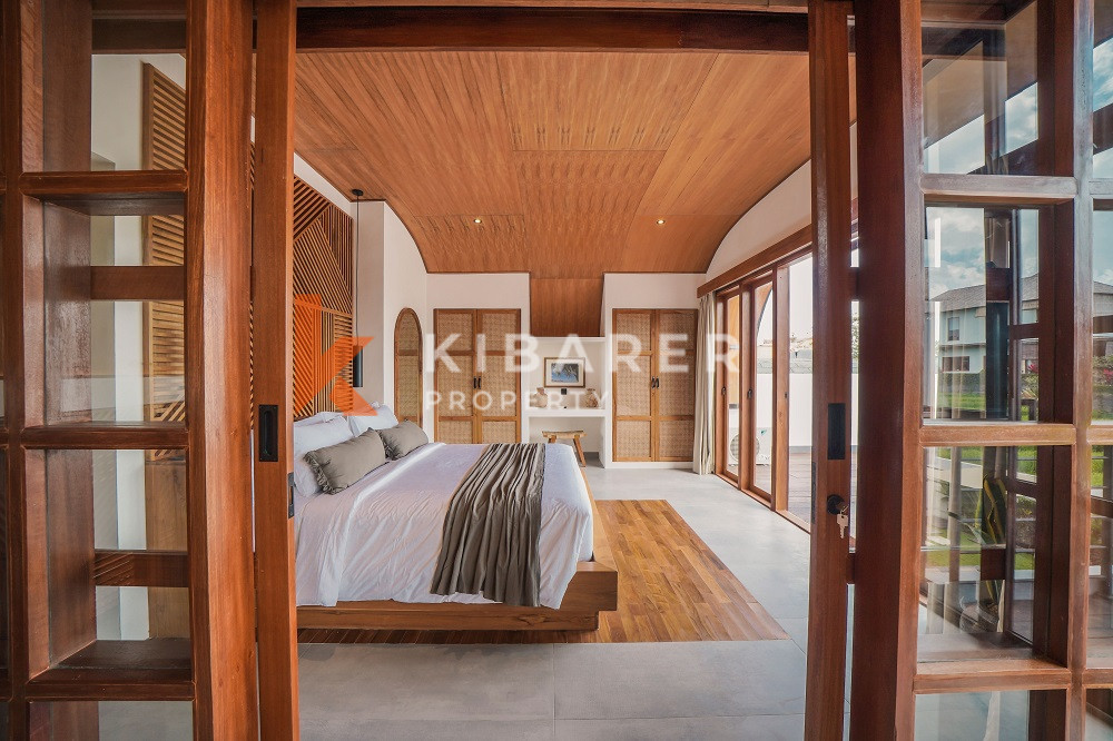 Four Bedroom Villa with rice fields view in Cemagi — image 15