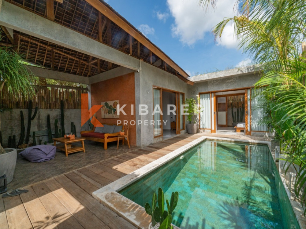 Beautiful Two Bedroom Rustic Villa with Tropical Garden Set in Jimbaran — image 2