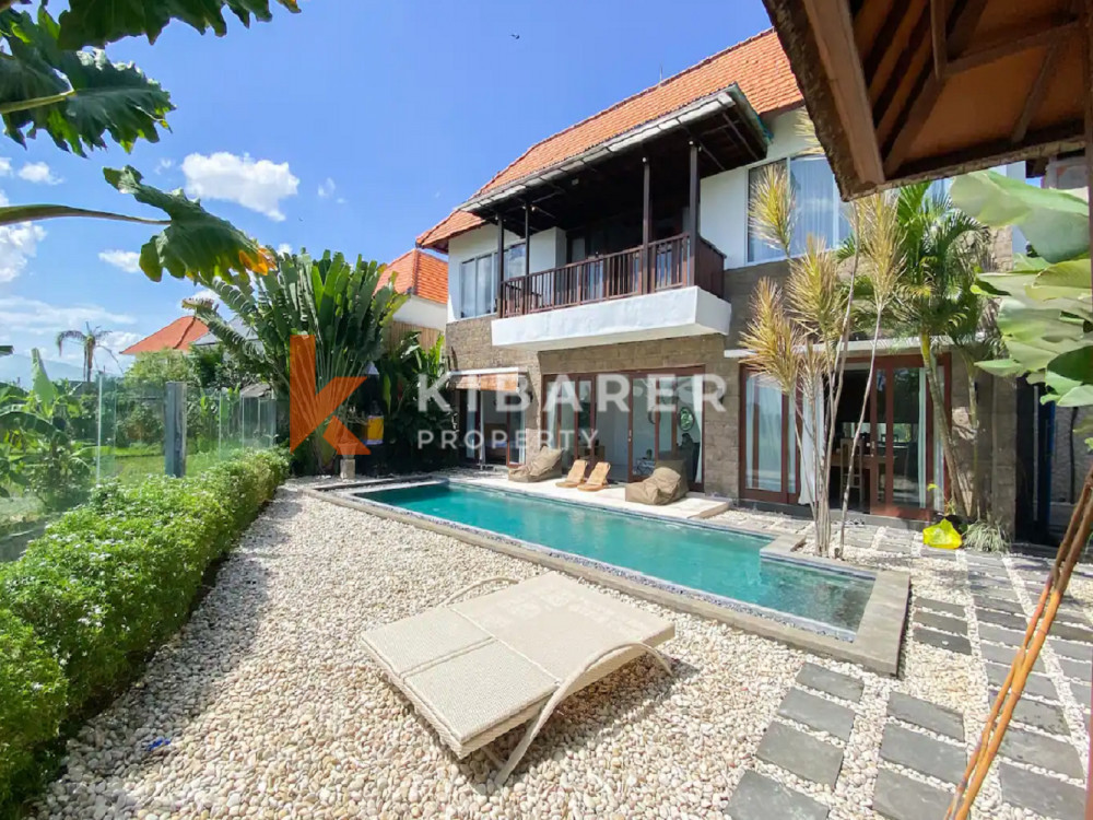 Stunning Four Bedroom Enclosed Living Villa Situated in Canggu — image 1