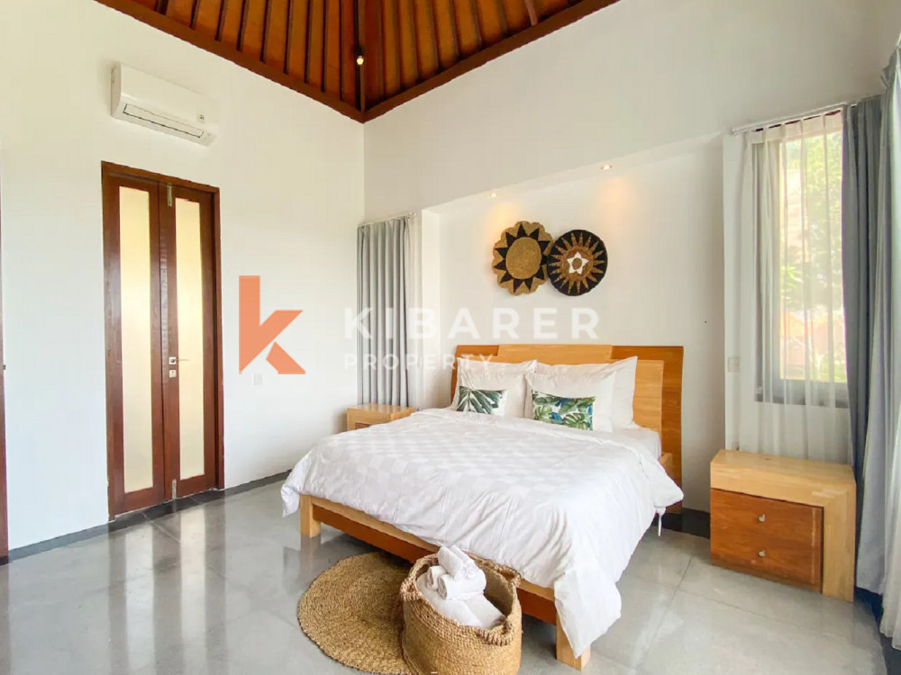 Stunning Four Bedroom Enclosed Living Villa Situated in Canggu — image 18