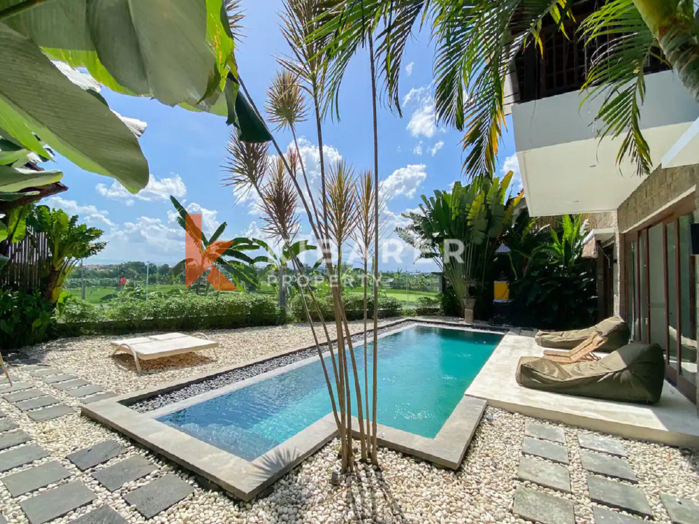 Stunning Four Bedroom Enclosed Living Villa Situated in Canggu — image 3