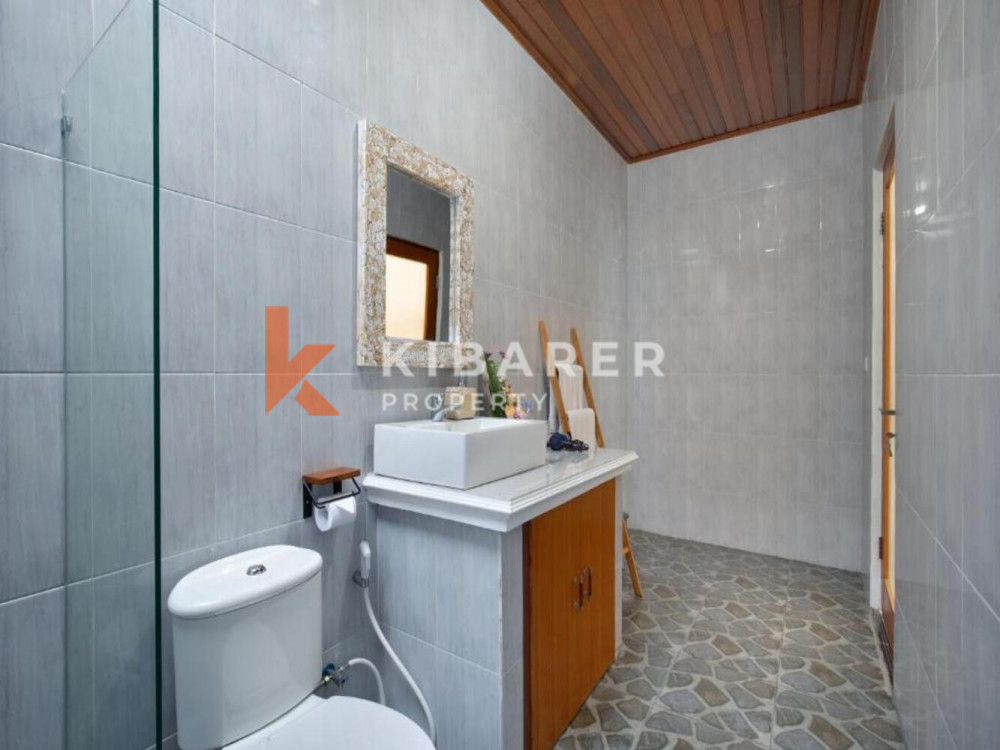 Stunning Three Bedroom Open Living Villa Conveniently Located in The Heart of Umalas — image 9