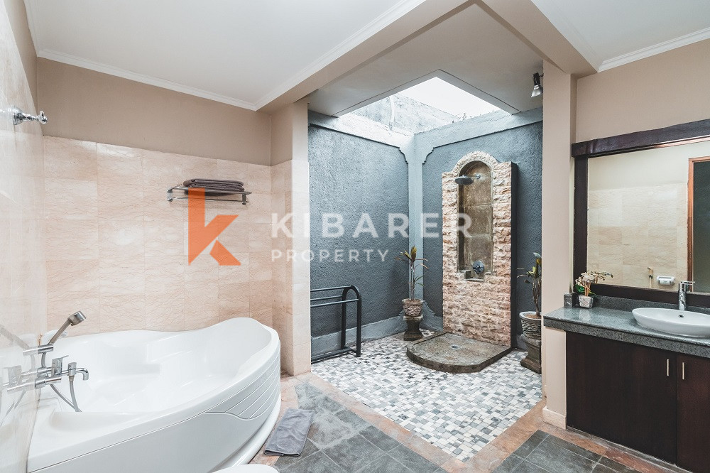 One Gate System Two Bedrooms Open Living Villa Situated In Canggu — image 9
