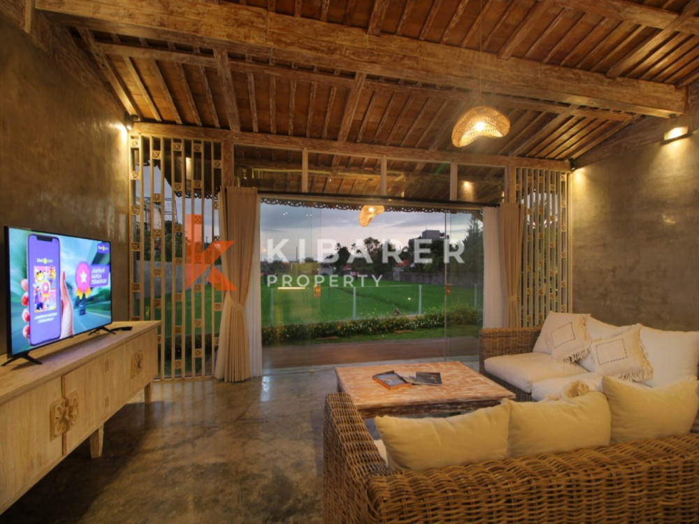 Stylish Three Bedroom Complex Villa With Private Pool Nestled in Batu Belig — image 1