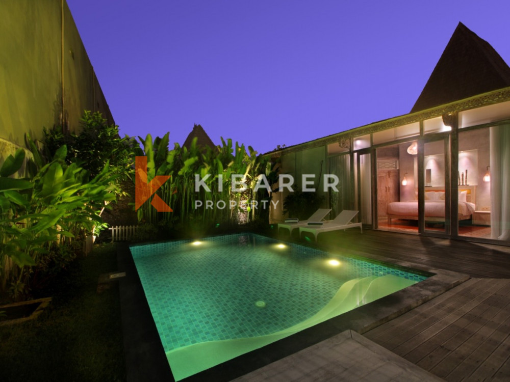 Stylish Three Bedroom Complex Villa With Private Pool Nestled in Batu Belig — image 2