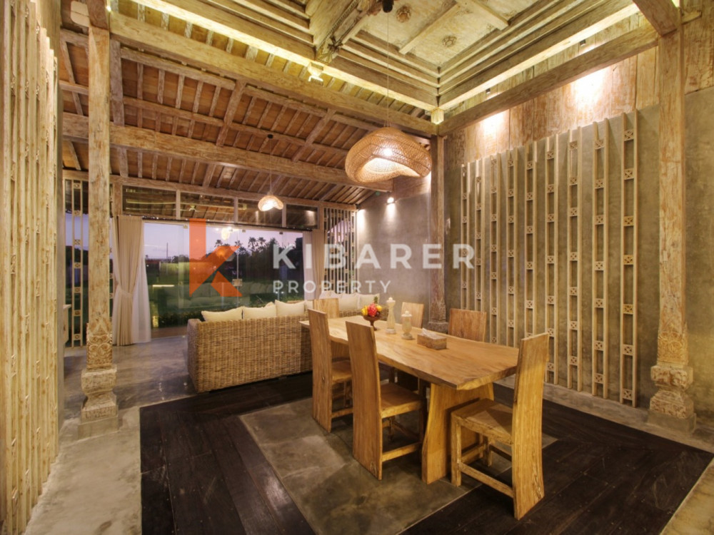 Stylish Three Bedroom Complex Villa With Private Pool Nestled in Batu Belig — image 5