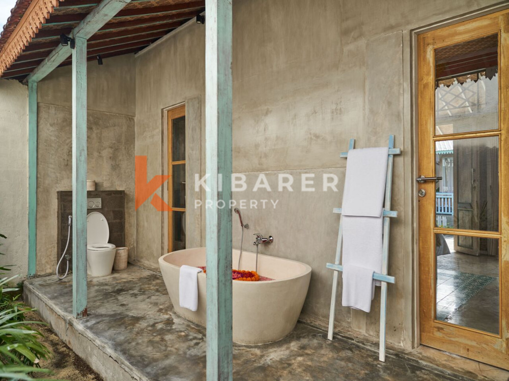 Stylish One Bedroom Complex Villa Shared Pool Located in Batu Belig — image 8