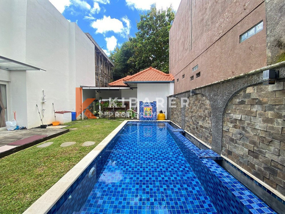 Gorgeous Four Bedroom Villa situated in Jimbaran area — image 1