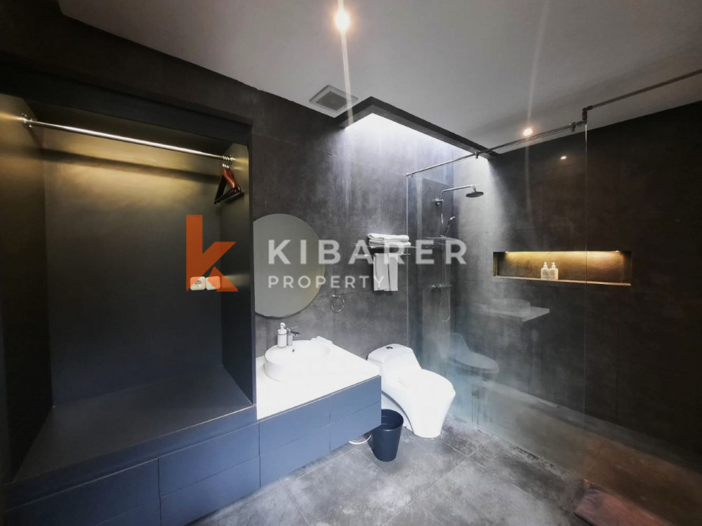 Modern Loft Villa with Two Bedrooms and Open Living Room Located in Legian — image 6