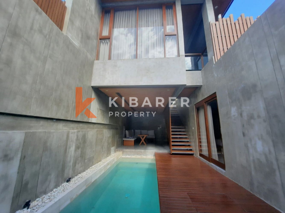 Modern Two-Bedroom Loft Villa with Open Living Area in Legian — image 3