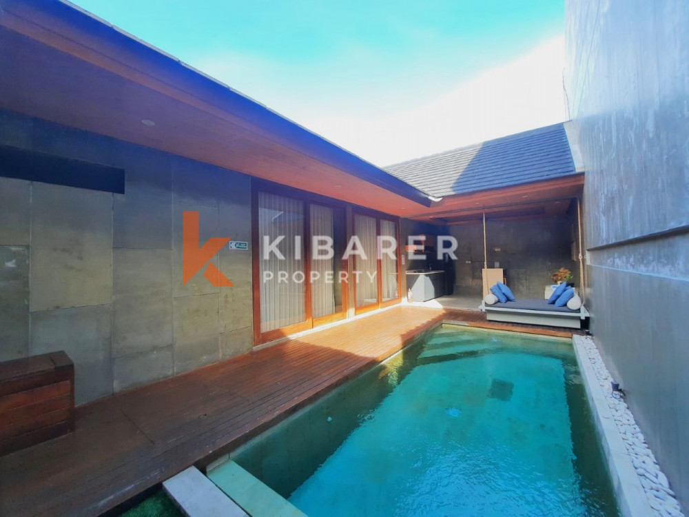 Cozy Two-Bedroom Villa Complex with Open Living Room in Kuta — image 7