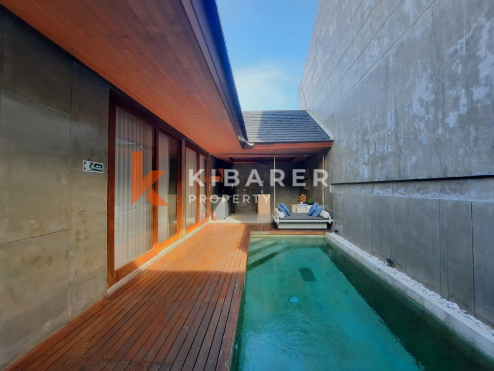 Beautiful Two Bedroom Open Living Villa Situated in Kuta — image 6