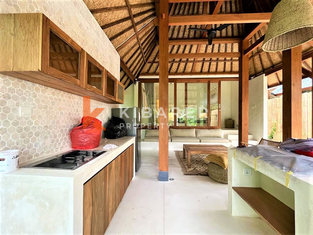 Brand New Tropical One Bedrooms Open Living Studio Situated In Pererenan — image 6