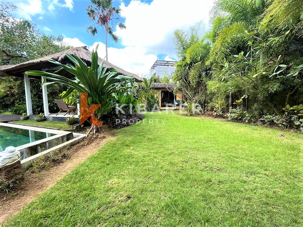 Near The Beach Beautiful Four Bedroom villa Located In Berawa — image 6