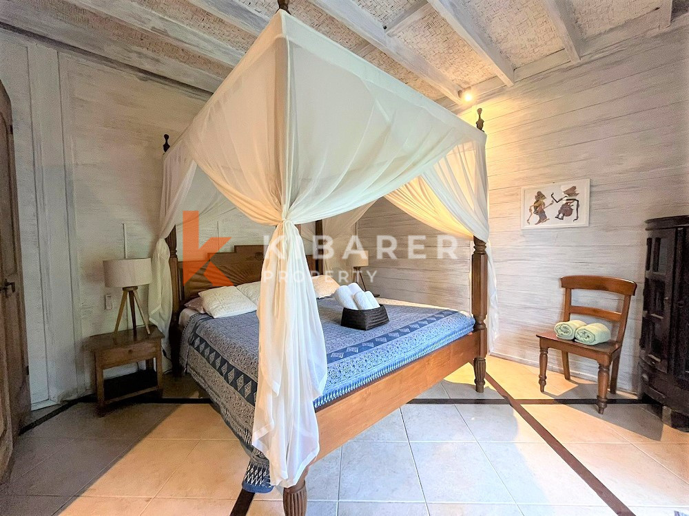 Near The Beach Beautiful Four Bedroom villa Located In Berawa — image 3