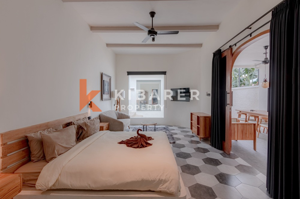 Wonderful Three Bedroom Open Living Room Villa Set in Canggu — image 12