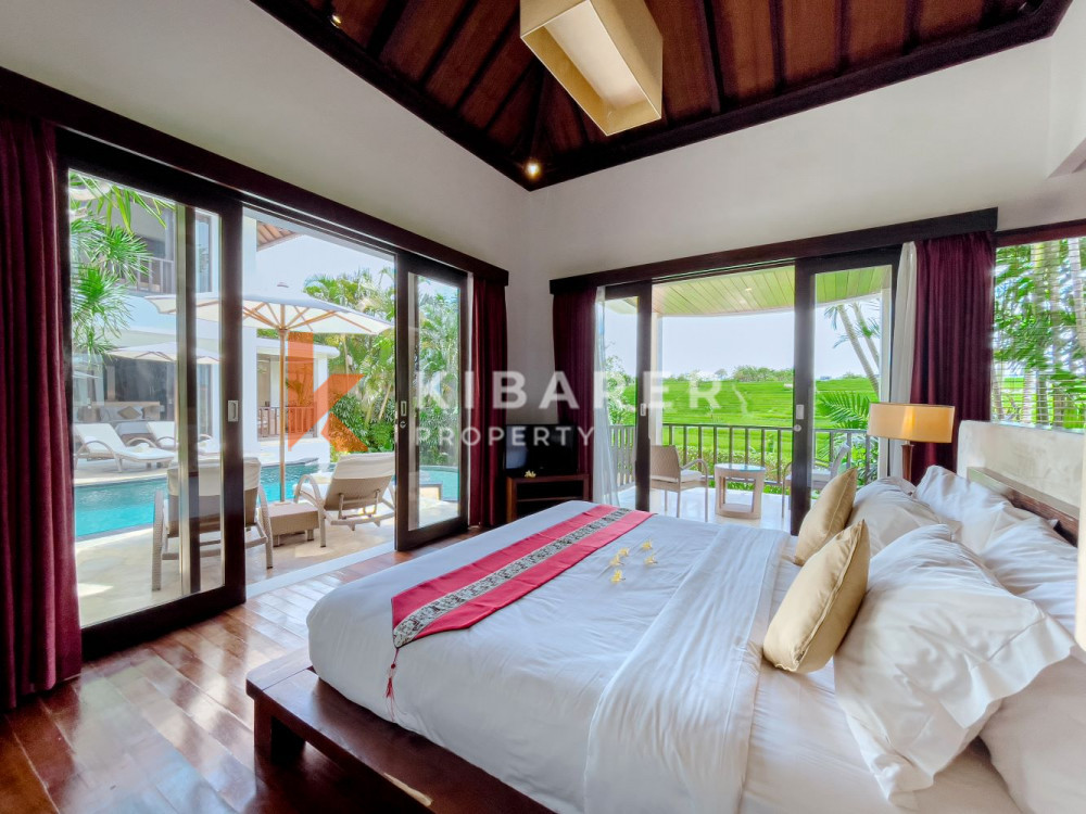 Spacious Three-Bedroom Private Guest Villa with Rice Field Views in Canggu — image 10